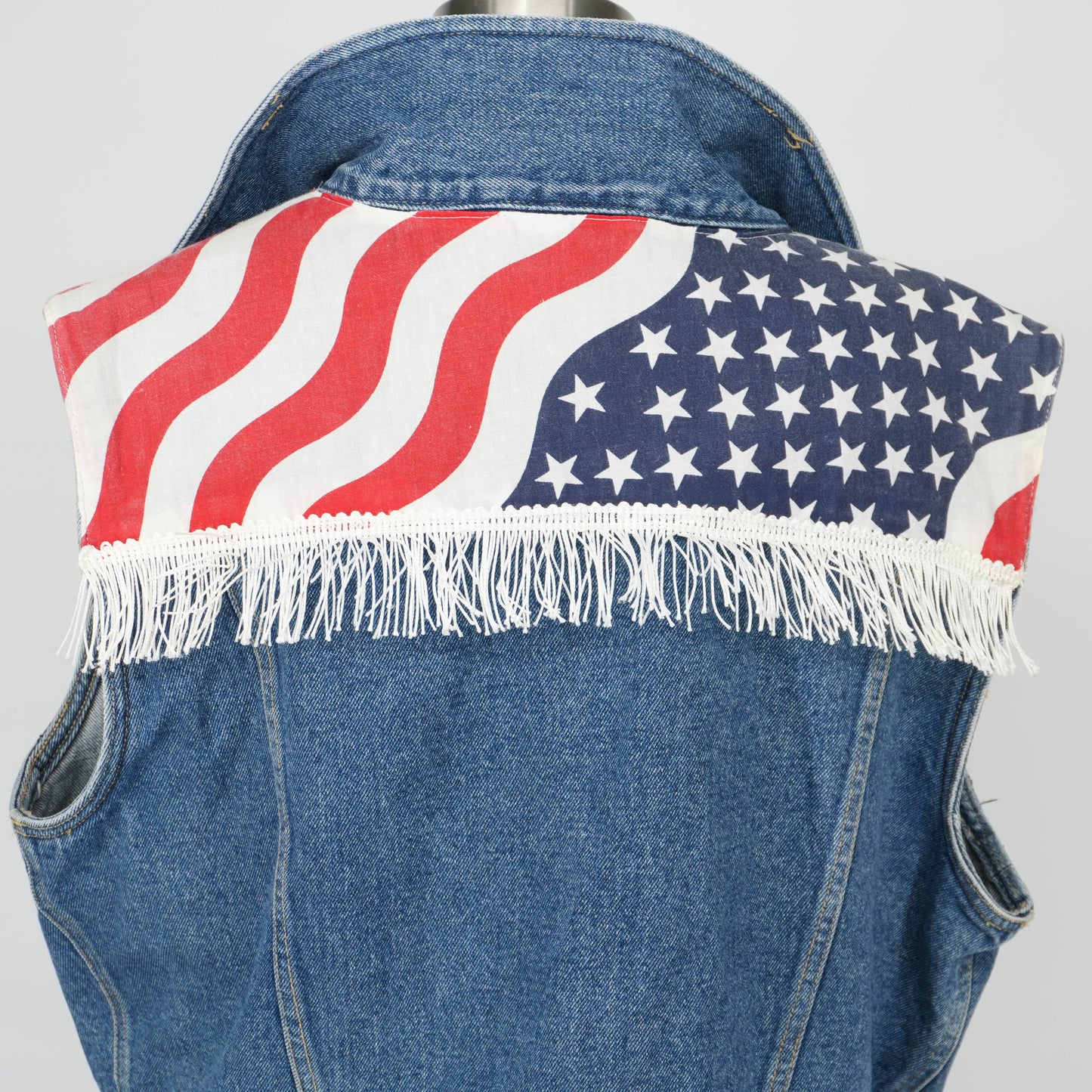 this-is-a-vintage-1980s-90s-de-8.jpg