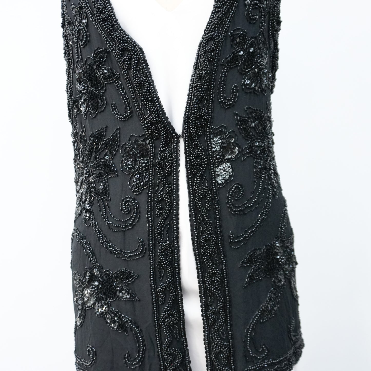 blacksequinedvestwithwhitetopandblackpants-10.jpg