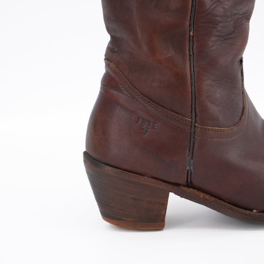 fryebrownleathercowboyboots-2.jpg