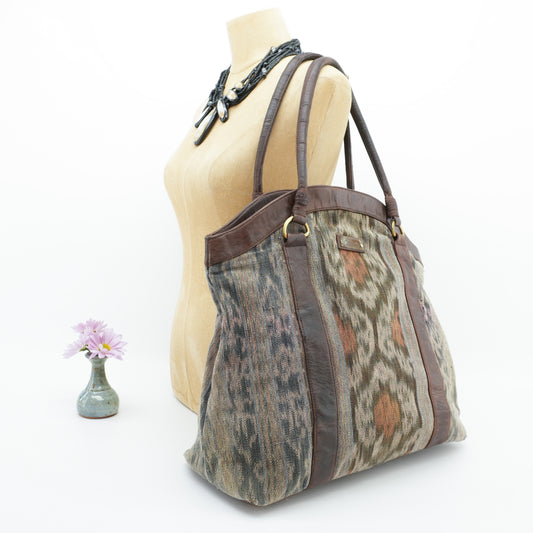 vintage-cleo-bella-guatemalan-fabric-leather-shoulder-bag.json.jpg