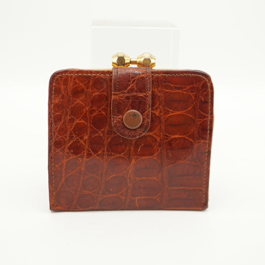vintage-1940s-alligator-leather-wallet-with-coin-pouch-2.jpg