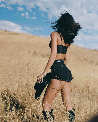 Vintage Black LEVI Shorts Denim Cutoff CUSTOM-FIT Jean Shorts