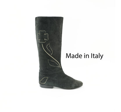 Vintage Black Suede Knee High Flat Riding Boots with Embroidered Detail - Size 7.5