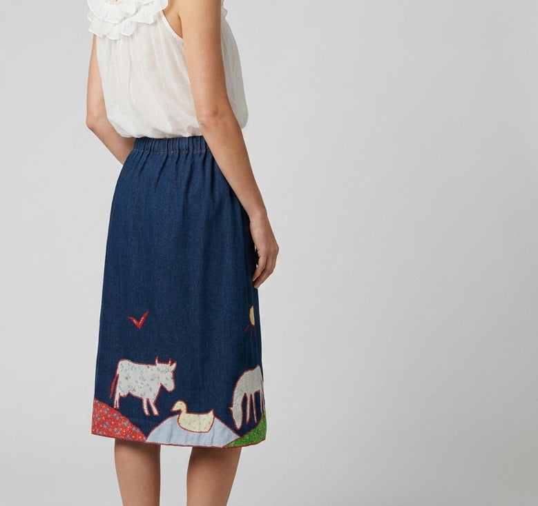 quiltedskirtvintage70spatchworkdenimanimalsfloralembroideredmedium-14.jpg