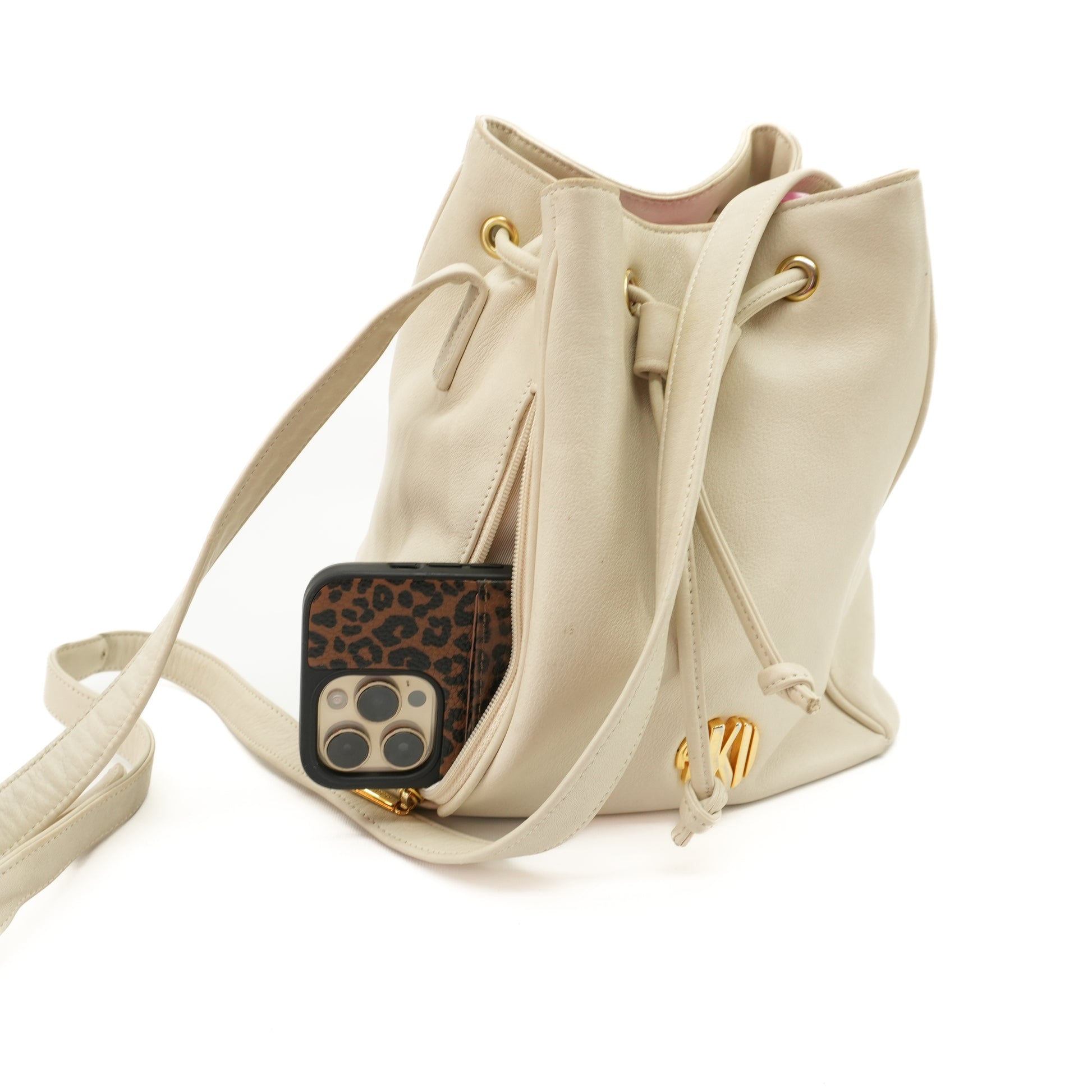 anne-klein-ivory-leather-crossbody-bucket-bag-vintage-80s-purse-6.jpg