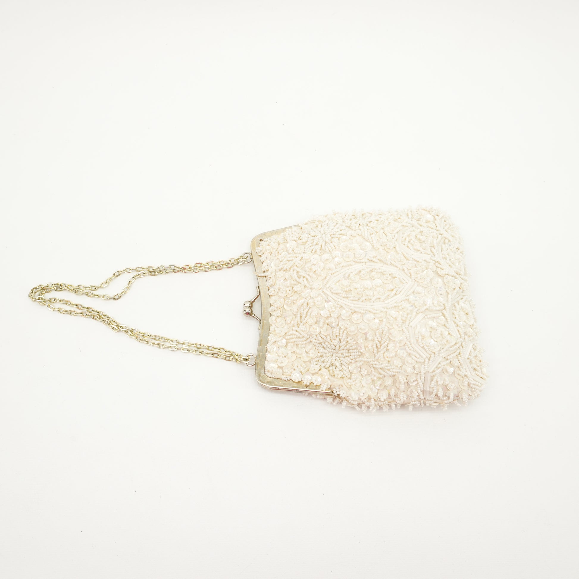 vintage-1960s-sequins-beaded-purse-pearlescent-petite-evening-bag-wedding-purse-12.jpg