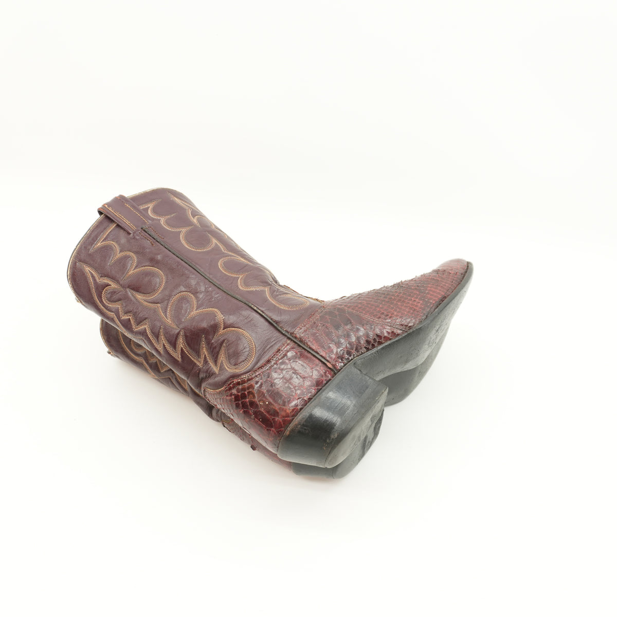 vintagetonylama70ssnakeskinburgundymarooncowboybootssize8-10.jpg