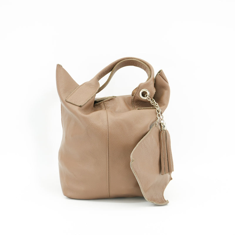 tanleathertotebagwithtassel.jpg
