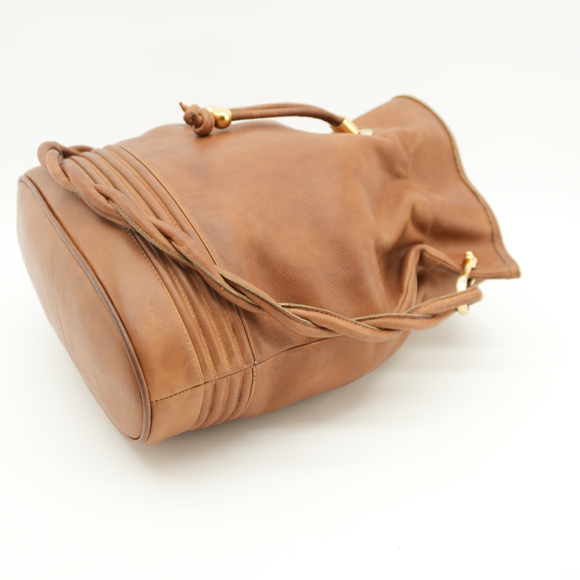 vintageguccihoneybrownbucketbag-13.jpg