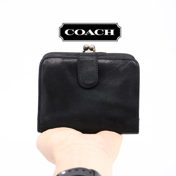 Vintage COACH Black Leather Tri-Fold Wallet with Kiss Clasp Compact Coin Purse