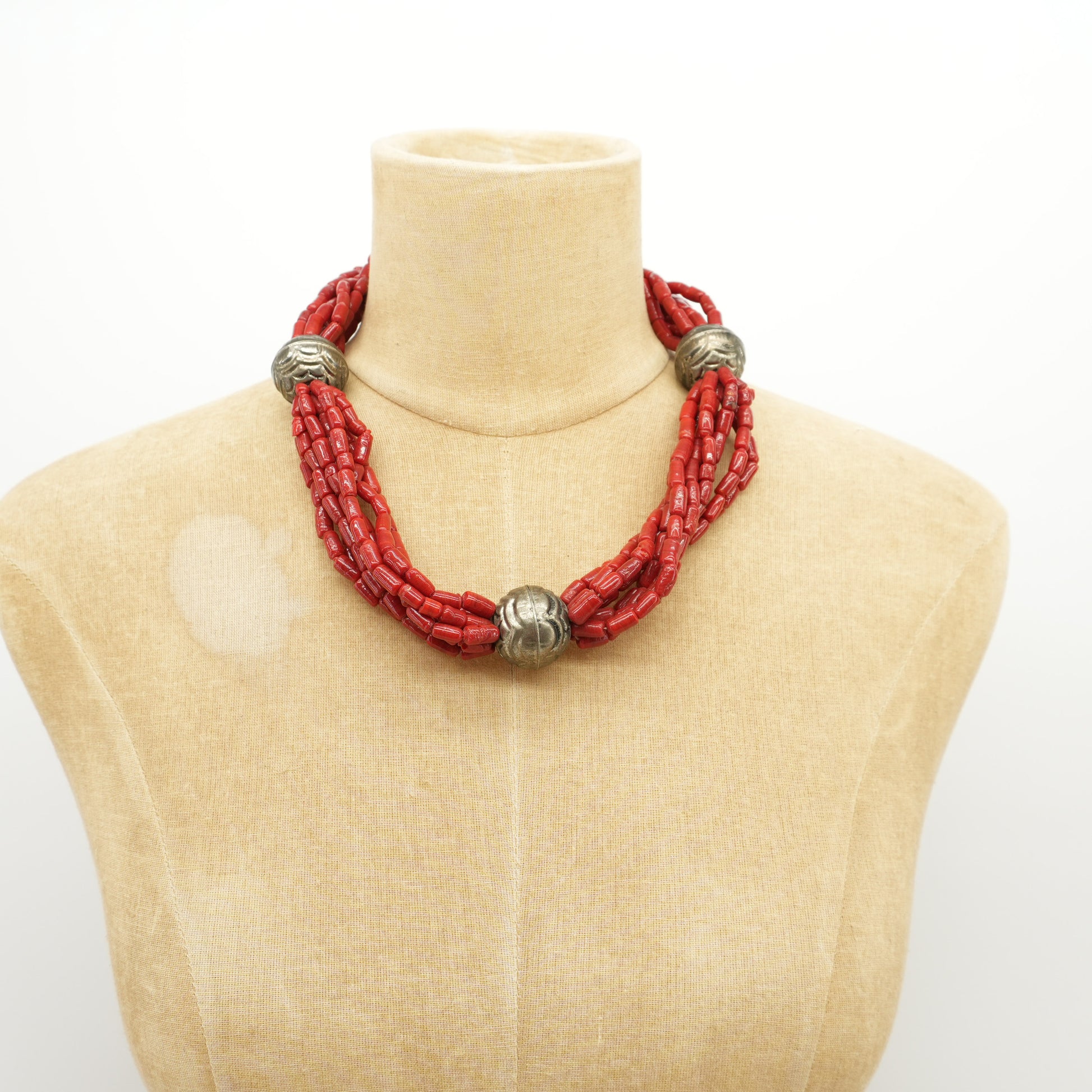 vintage-1960s-red-glass-beaded-boho-necklace-9.jpg