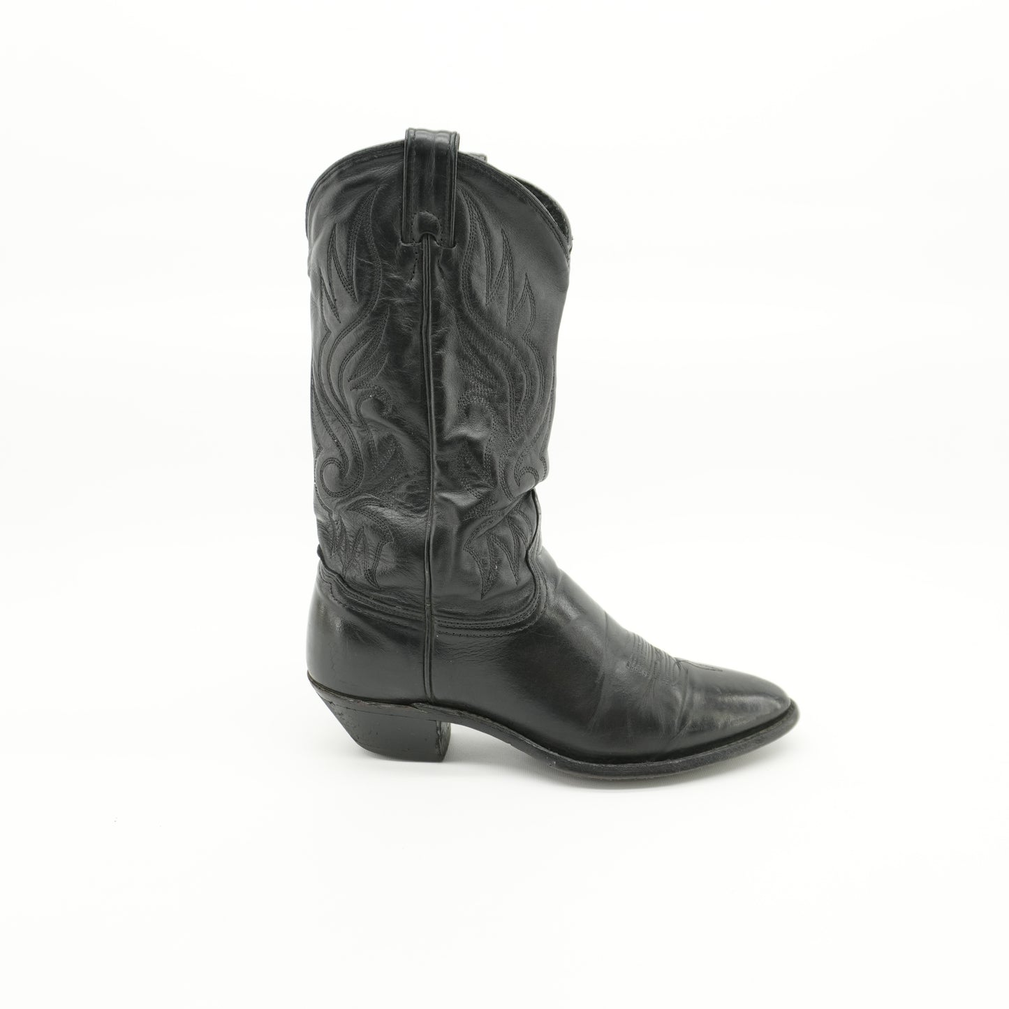 black-leather-cowgirl-boots-size-8.jpg