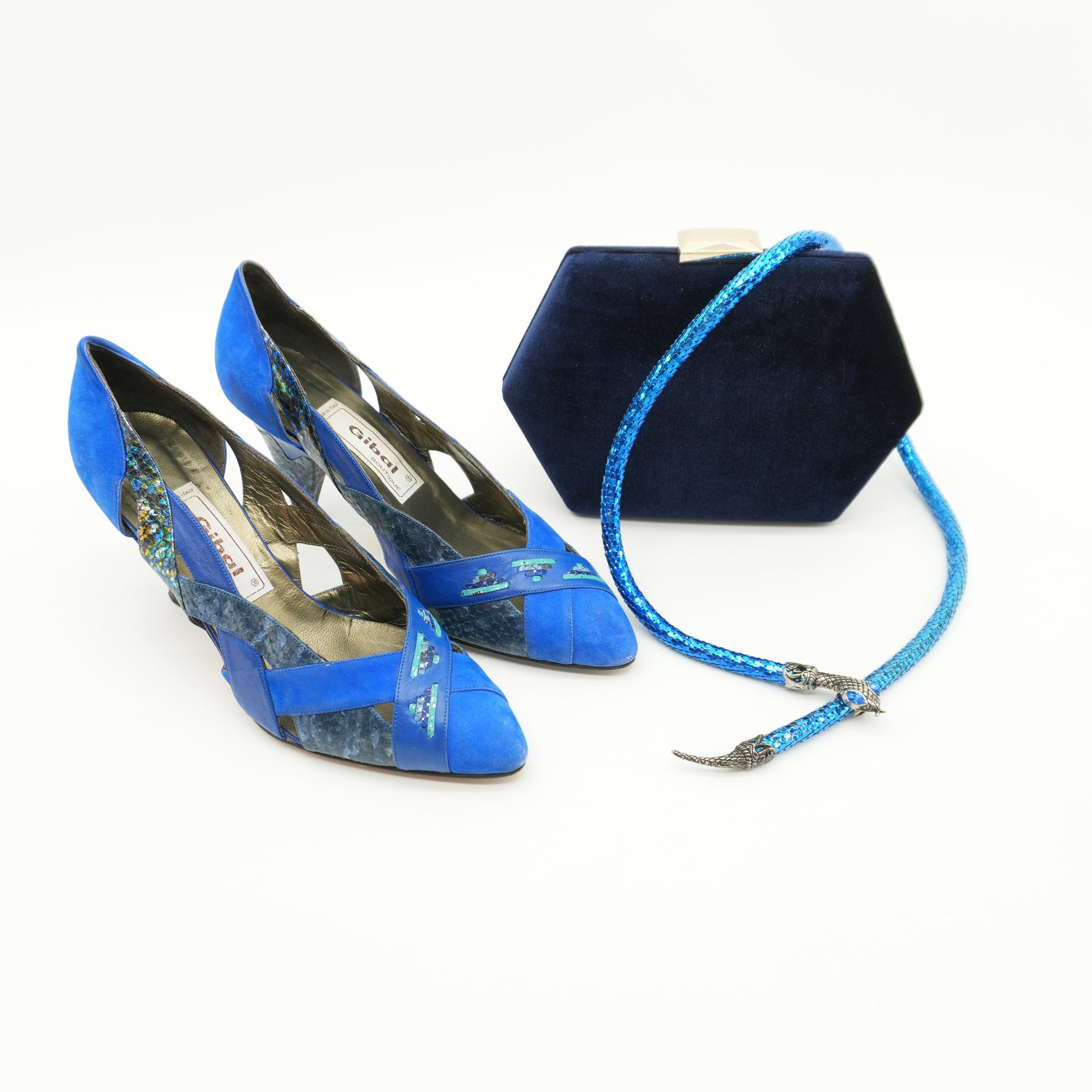 bluevelvetclutchgeometrichardeveningbagchainpurse-13.jpg