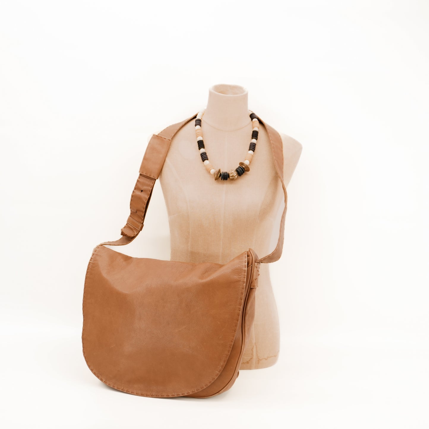 brownleatherhobobag-4.jpg