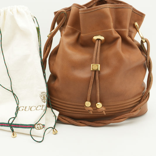 vintageguccihoneybrownbucketbag-2.jpg