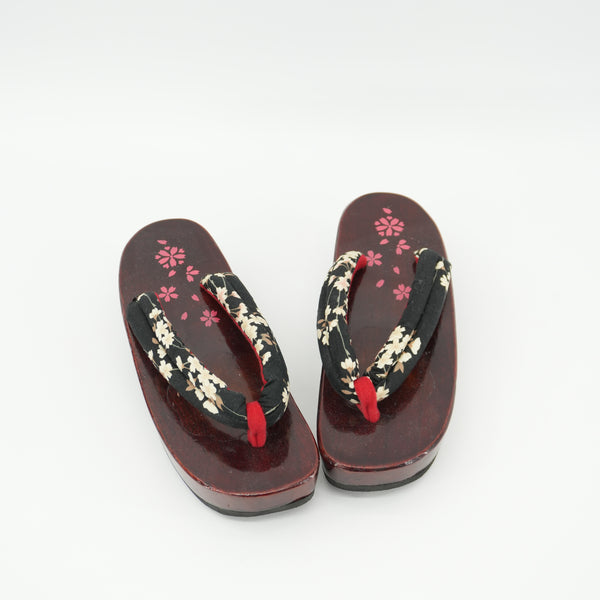 japanesegetawoodenplatformsandalsfloralpattern.jpg