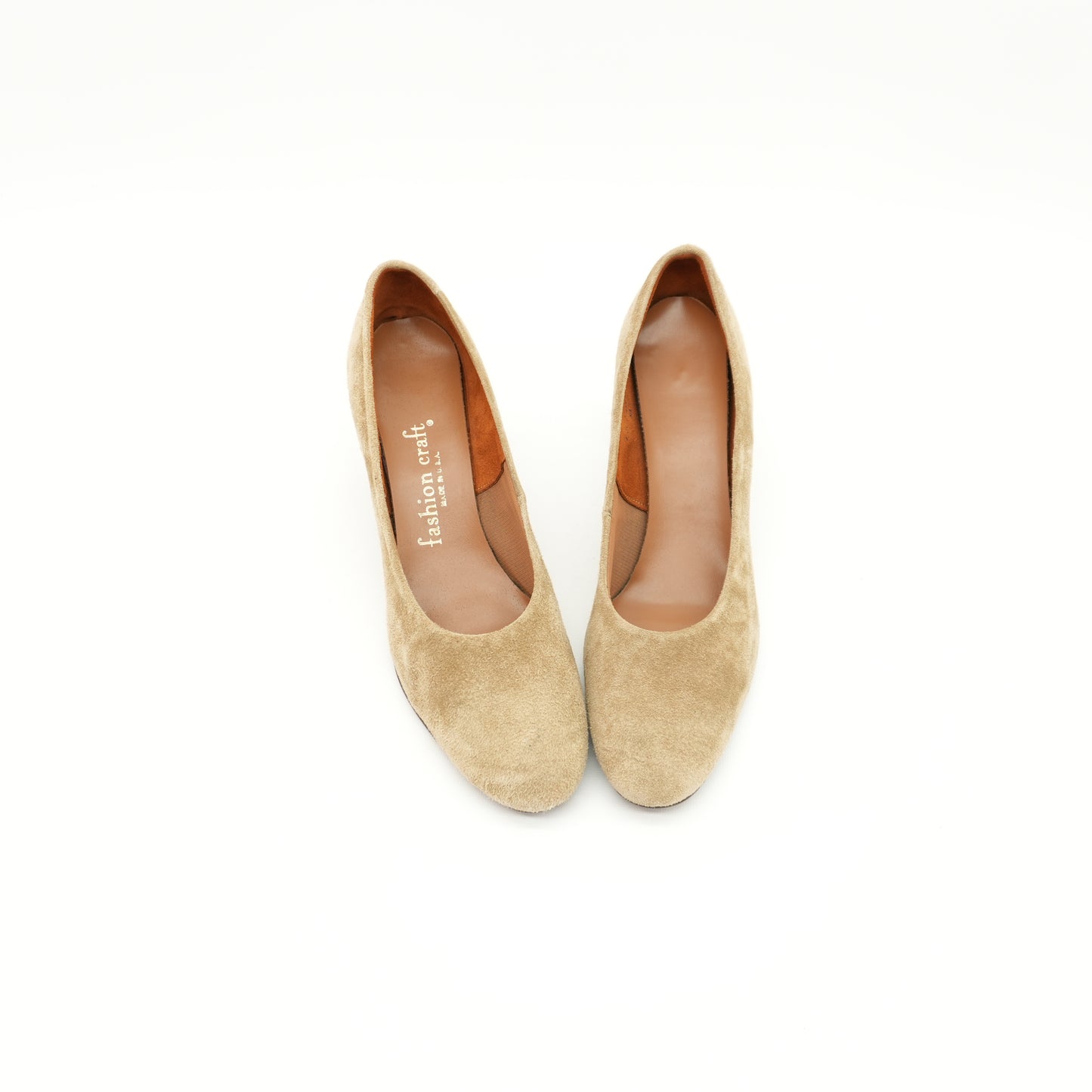 vintagesuedeleatherheelstan1970spumpssize9.5-2.jpg