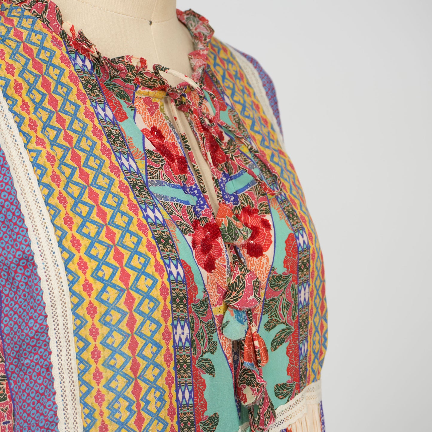 this-is-a-darling-sundress-wit-7.jpg