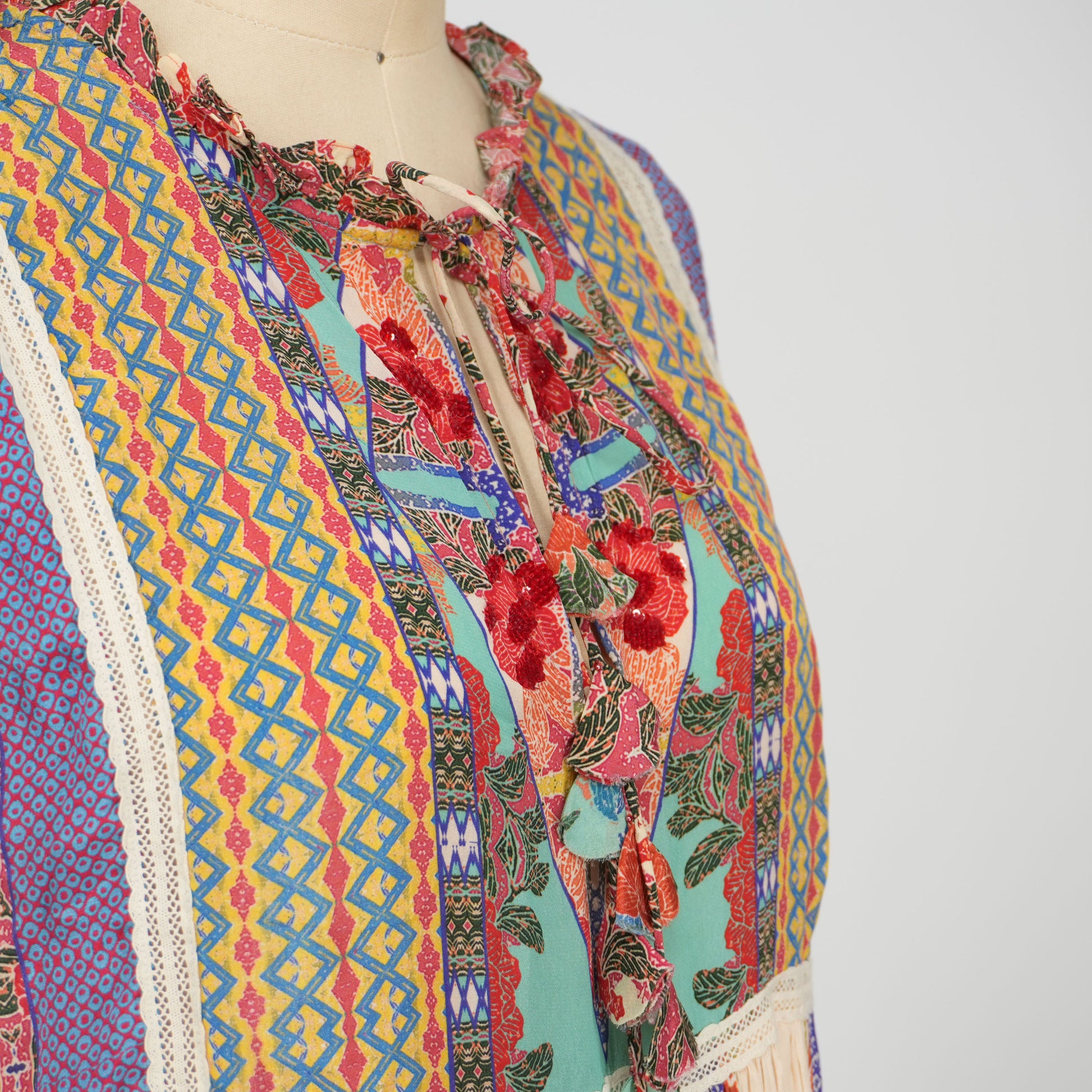 this-is-a-darling-sundress-wit-7.jpg