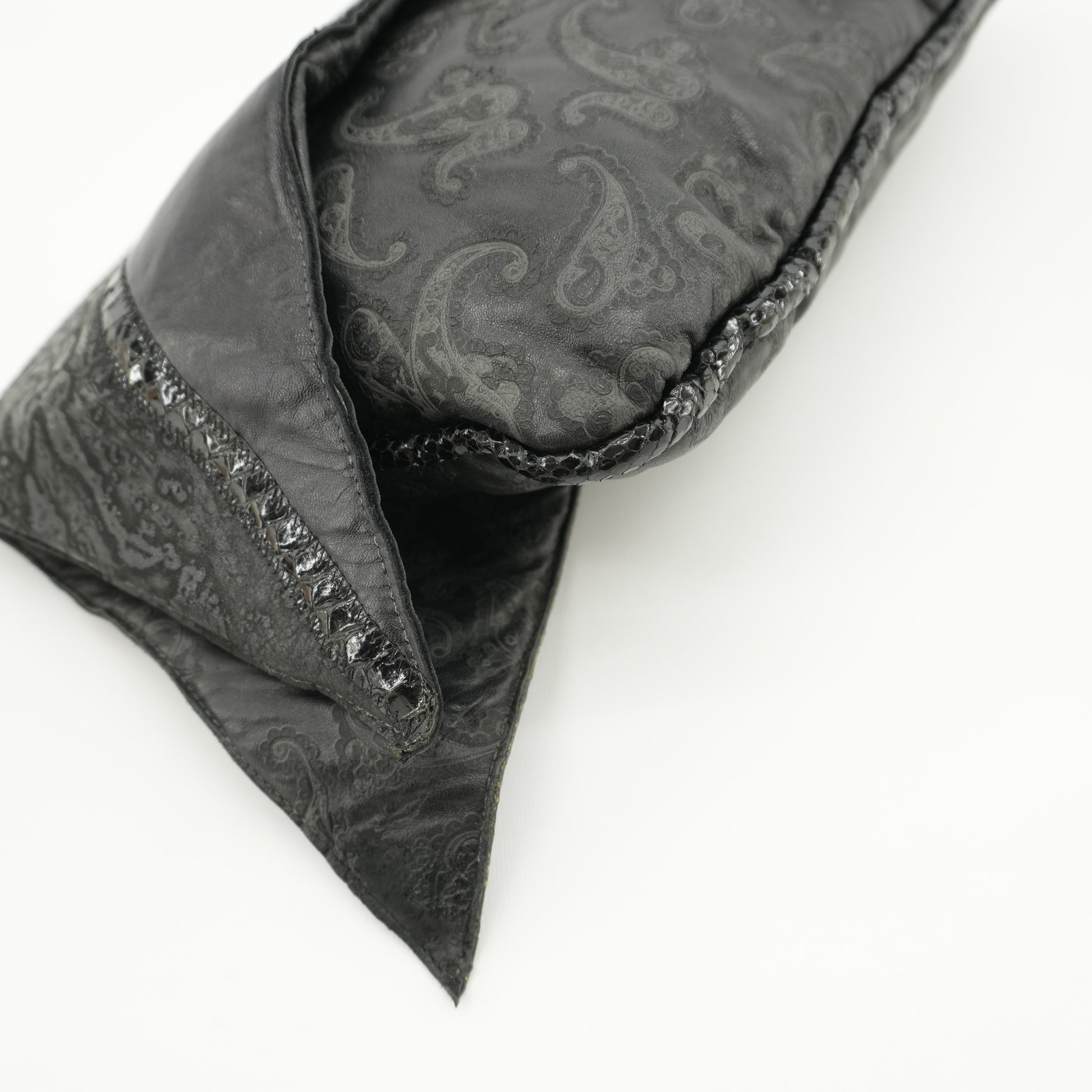 vintage-80s-glam-avant-garde-black-leather-paisley-patent-clutch-4.jpg