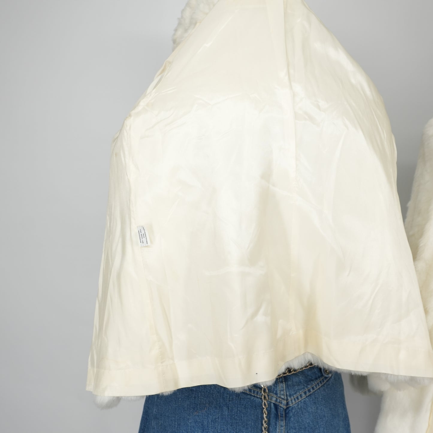vintage-faux-fur-white-coat-small-14.jpg