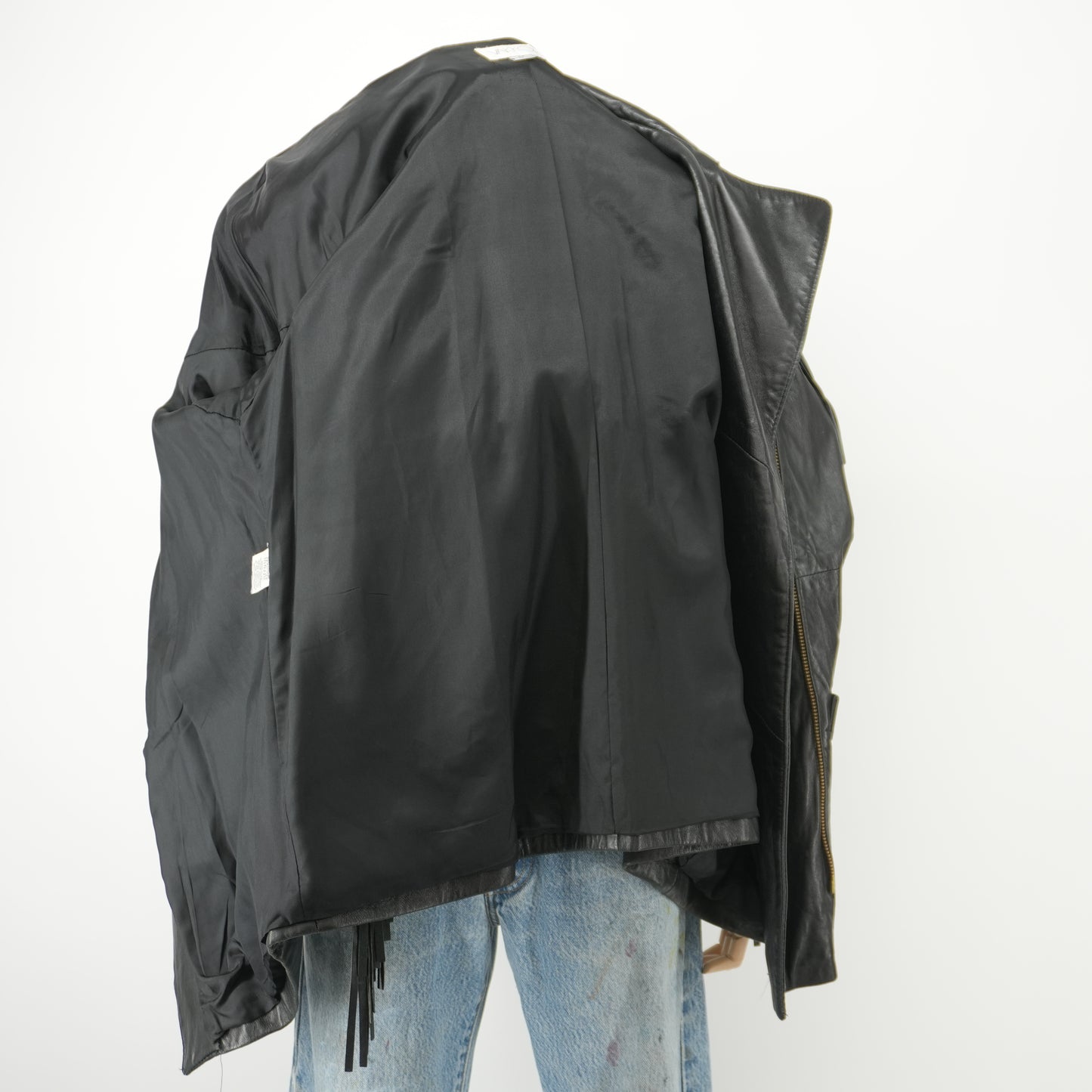1980svakkoblackfringelambskinleatherjacket-9.jpg