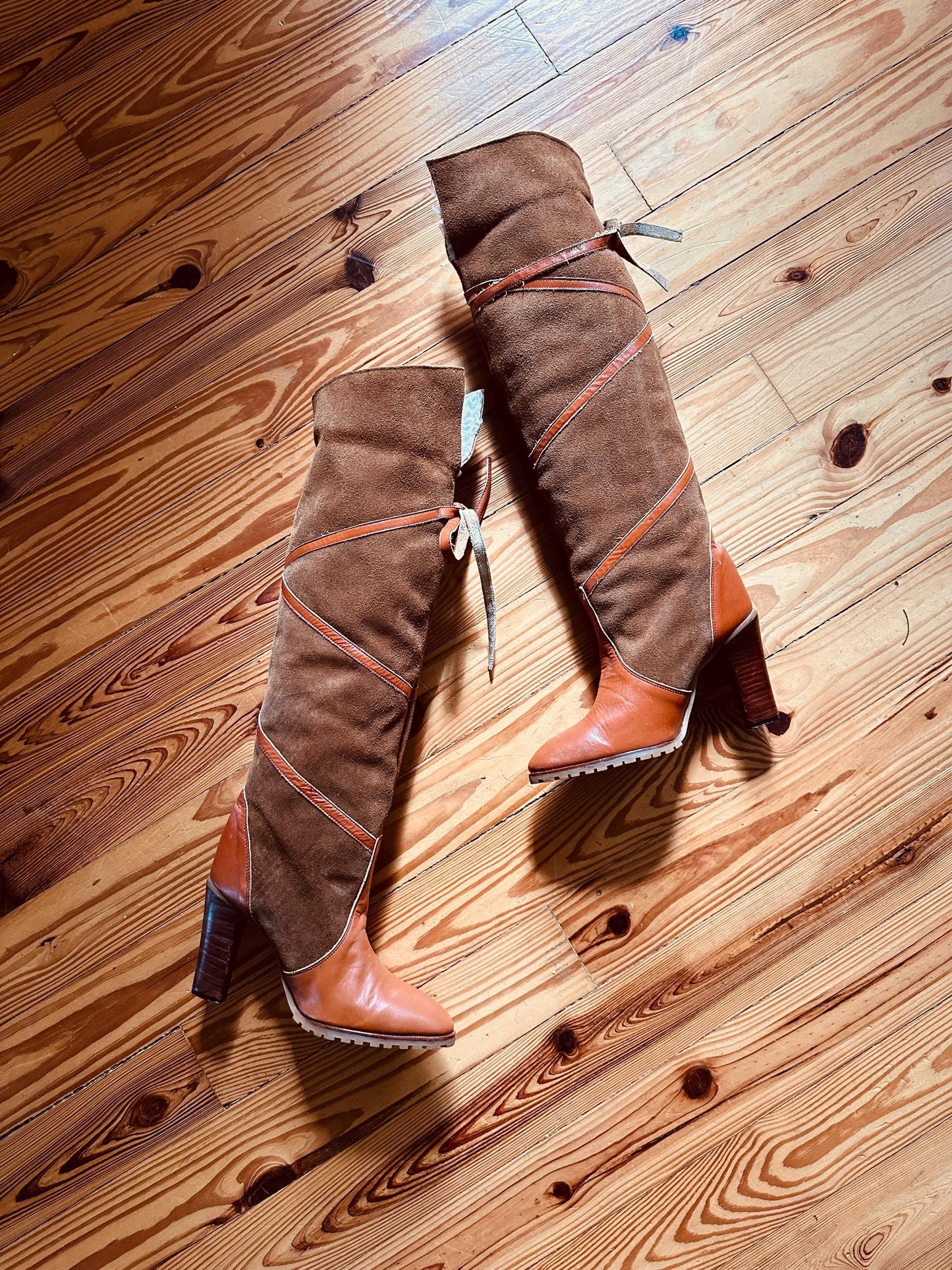 Vintage 1970s Boots Size 8 Tall OTK Lace-up Shearling Lined 60s 70s Gogo Boho Boots