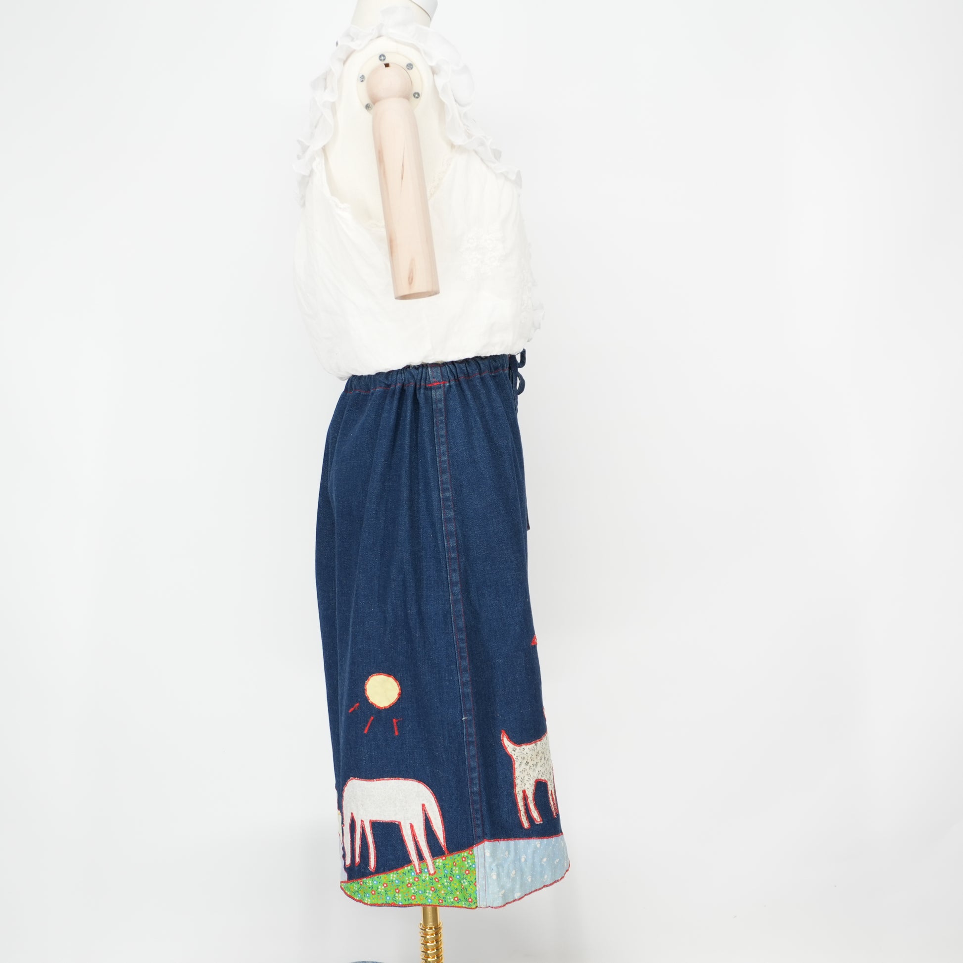 quiltedskirtvintage70spatchworkdenimanimalsfloralembroideredmedium-7.jpg
