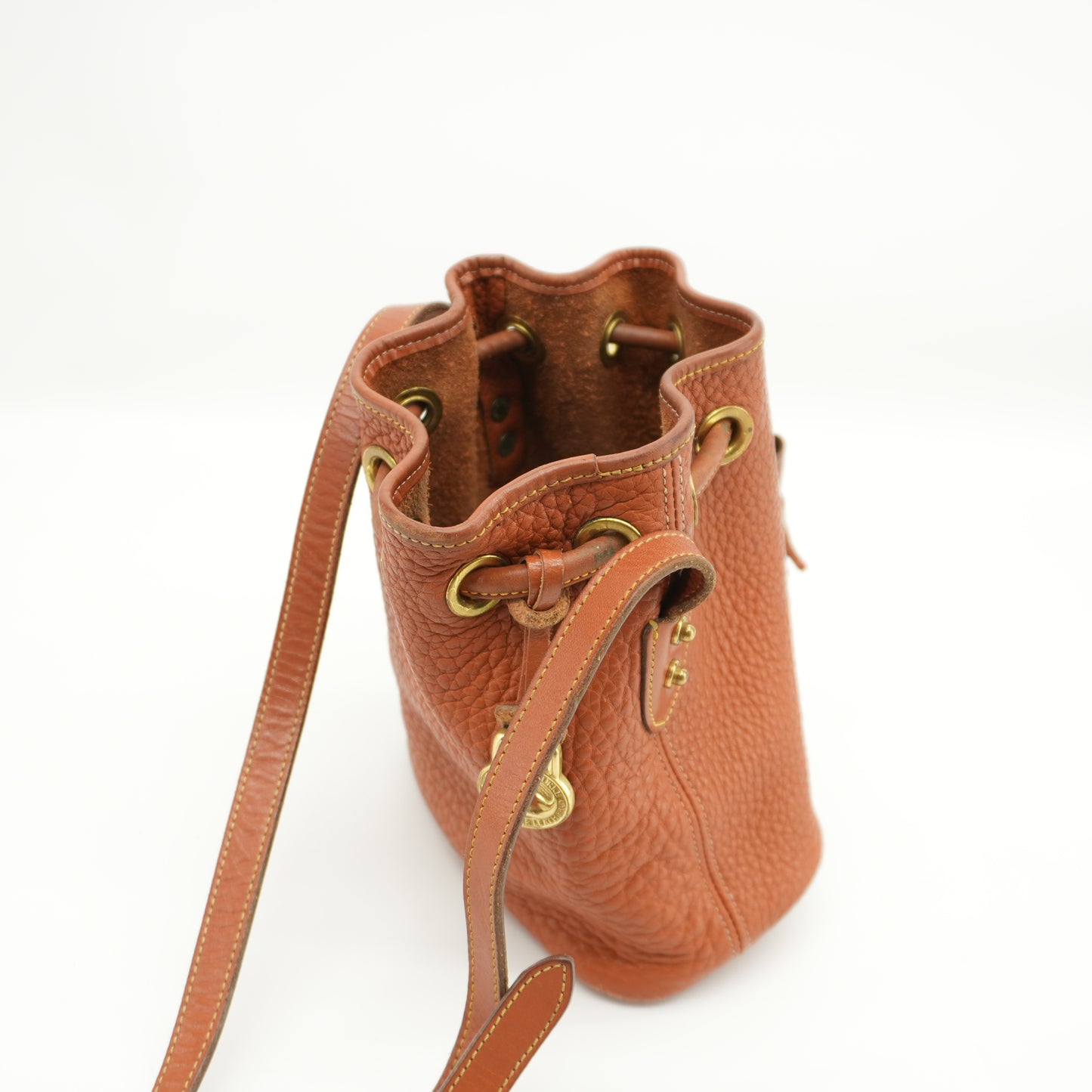 vintage-dooney-bourke-crossbody-bucket-bag-tawny-leather-16.jpg