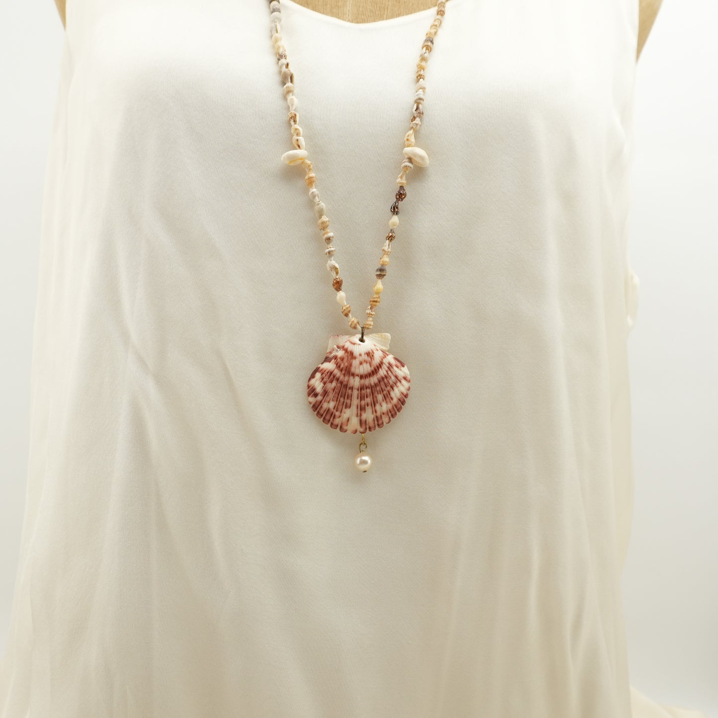 long-shell-statement-necklace-scallop-coastal-mermaid-seashell-boho-beach-14.jpg