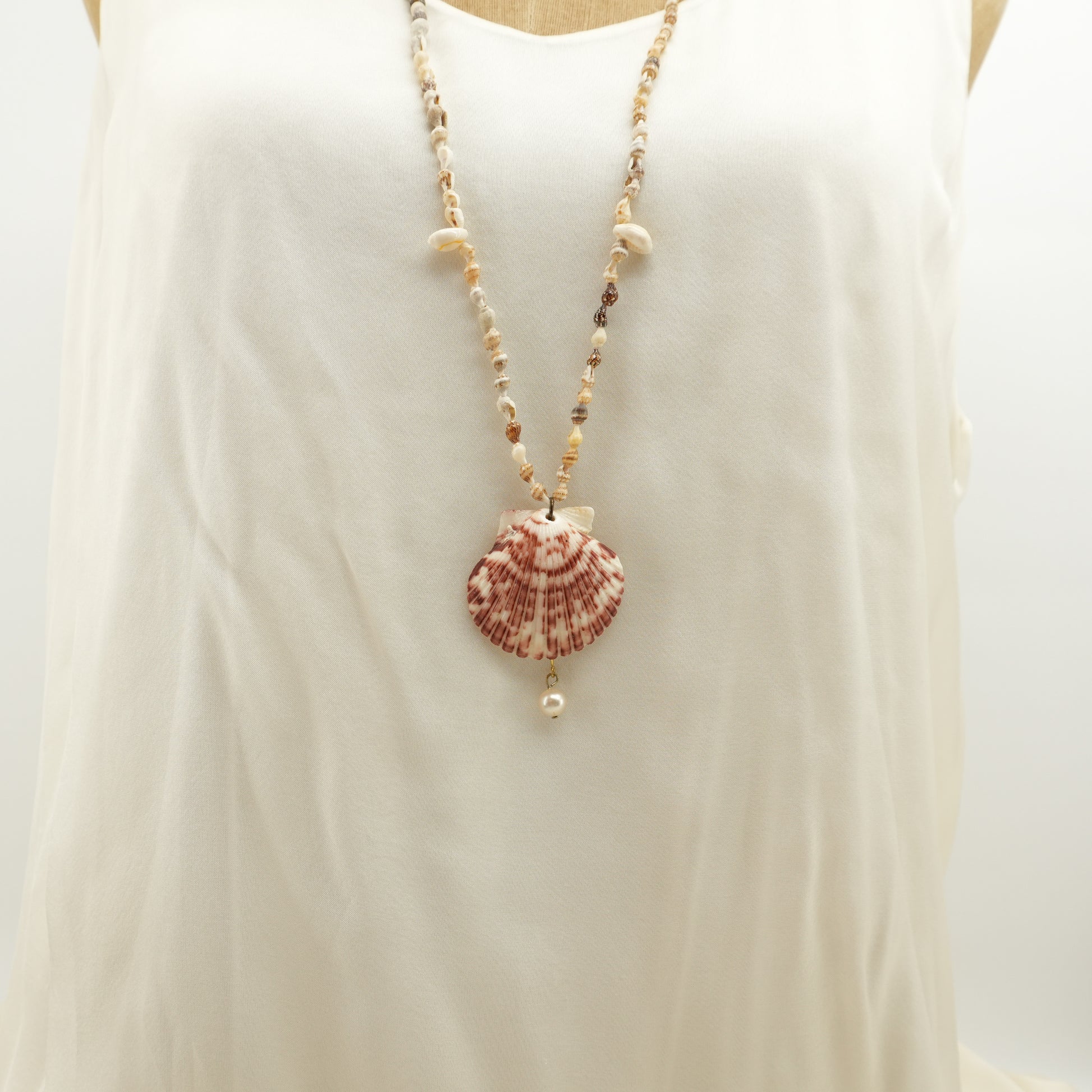 long-shell-statement-necklace-scallop-coastal-mermaid-seashell-boho-beach-14.jpg