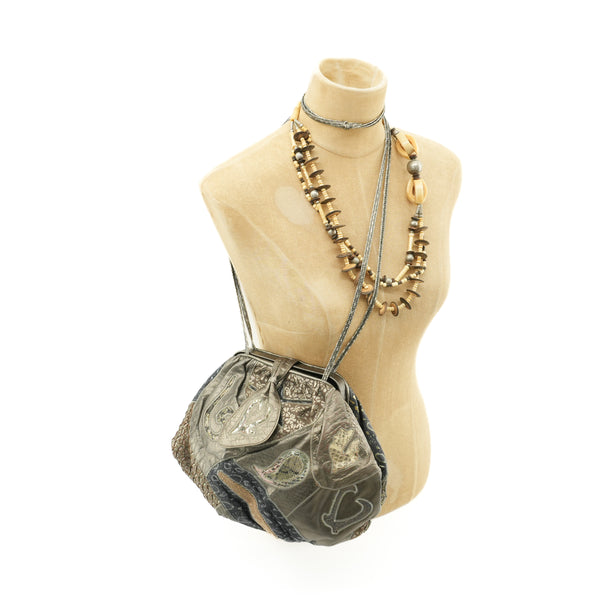 vintage-embroidered-drawstring-bag-with-beaded-necklace-accessory-set-2.jpg