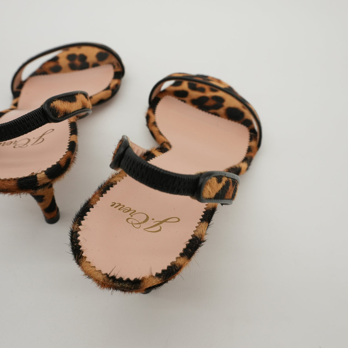 cheetahheelssize95leatheritalyslingbackleopardkittenheels-5.jpg