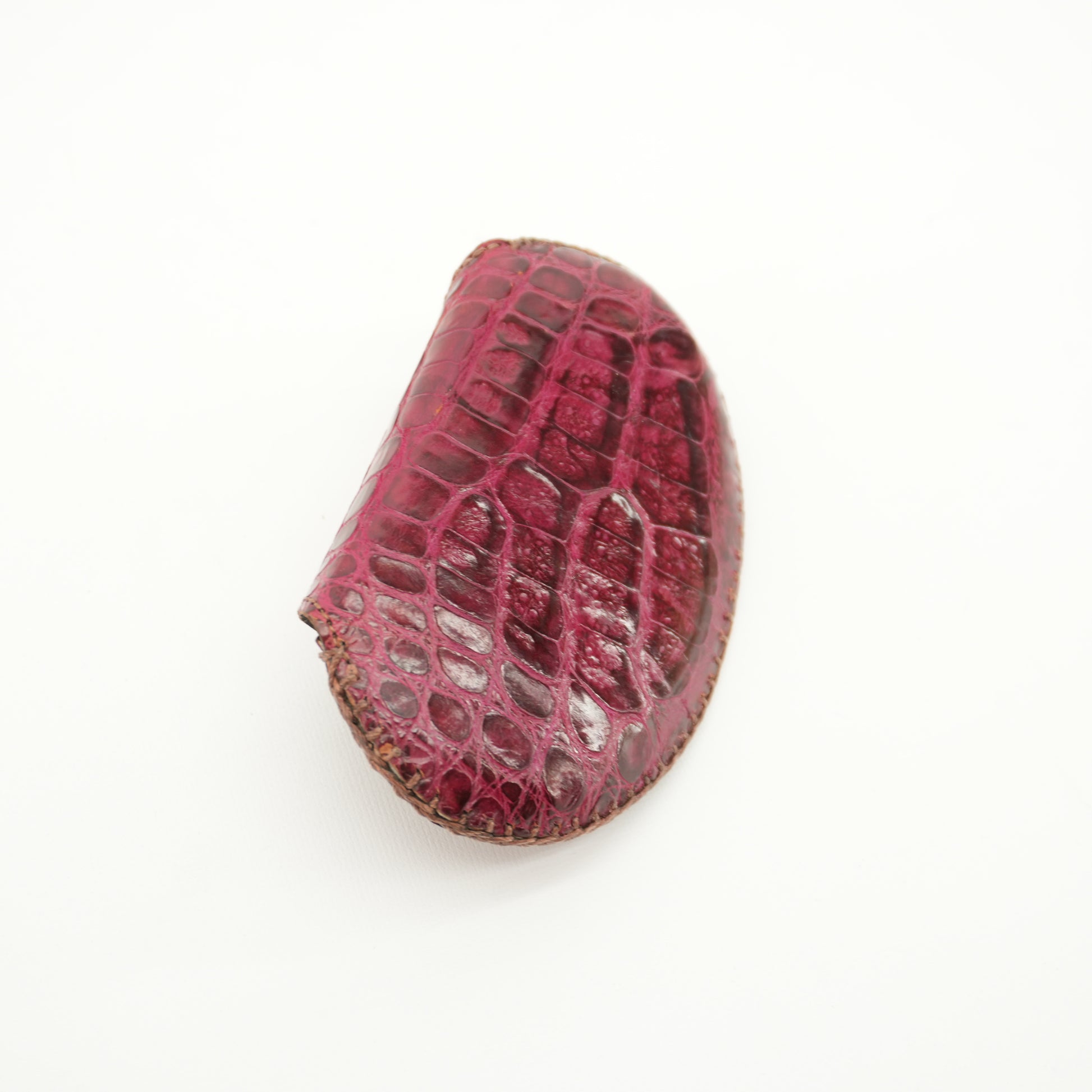 1940s-1970s-artisan-alligator-leather-half-moon-coin-purse-4.jpg