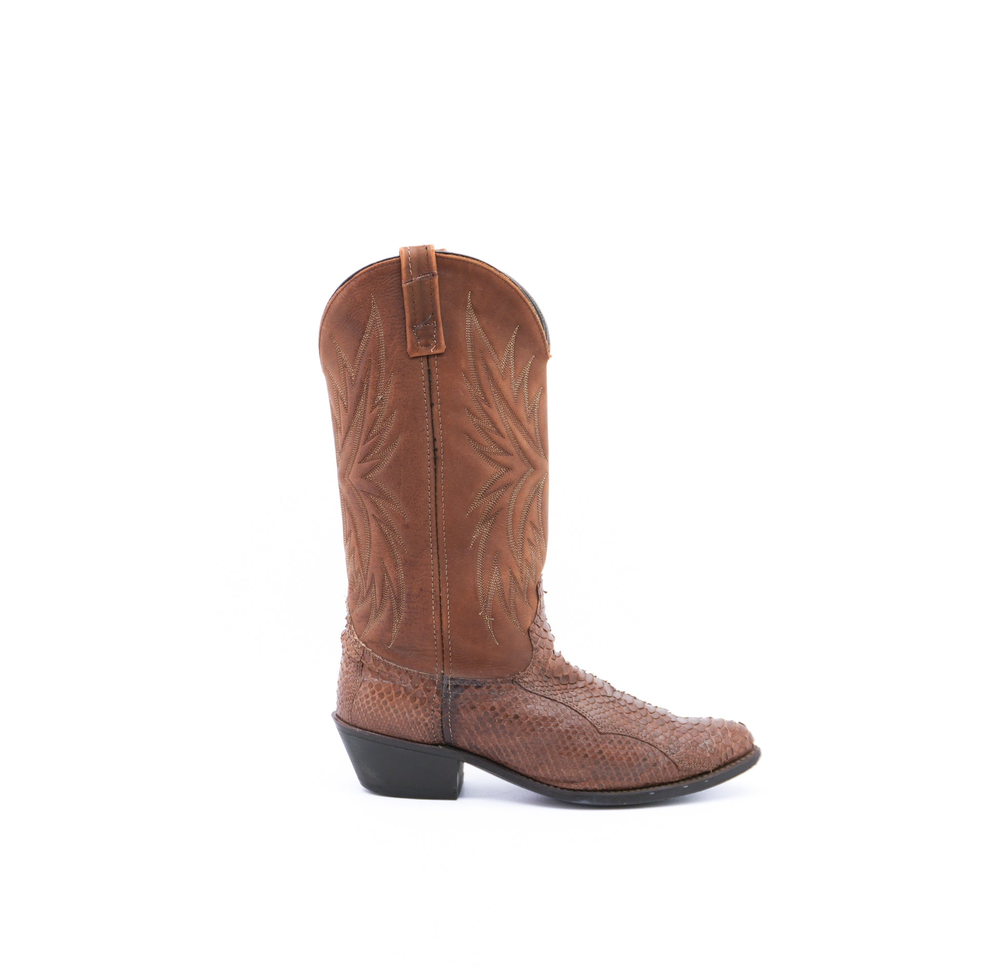 browncowboybootswithembossing-5.jpg