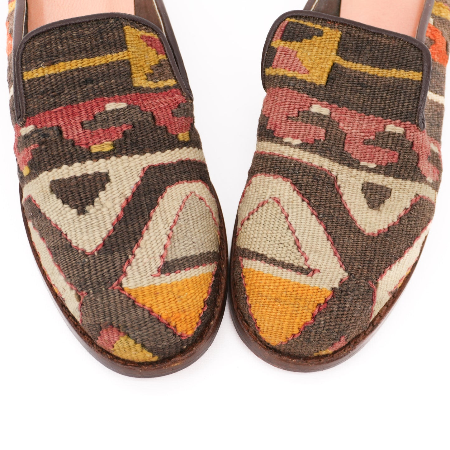 kilimmuleswomenssliponshoesethnicbohoflatslippersvintagecarpetshoeswomensfashionshoes.jpg
