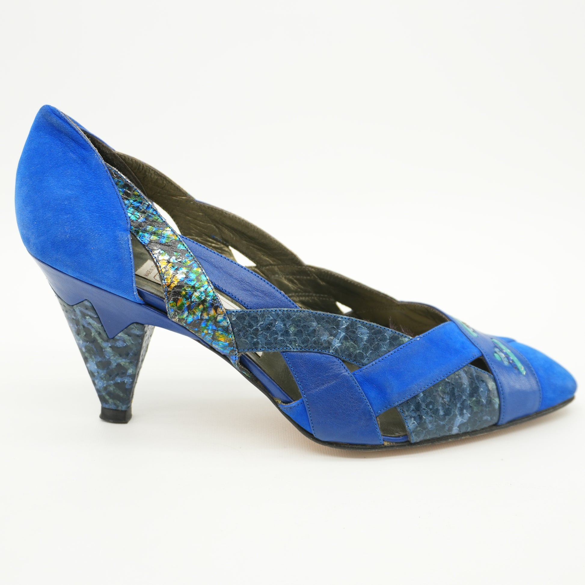 electricbluevintageartheelssize9snakepythoncutoutavantgarde80smadeinitalyheels.jpg