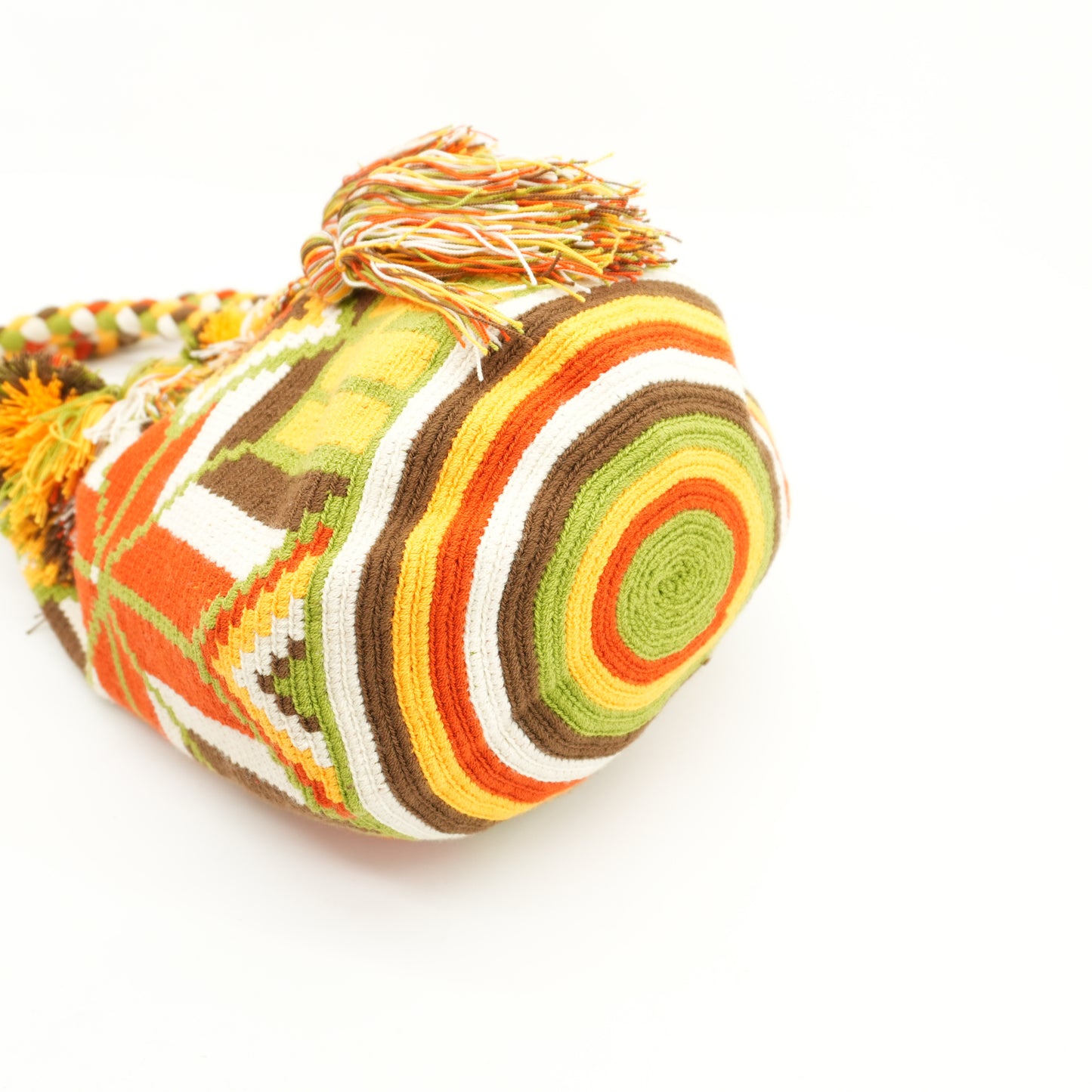 wovencolorfulwayuumochilashoulderbagpalmtasseltropicalvacationpursecrochetknithandmadebag-6.jpg