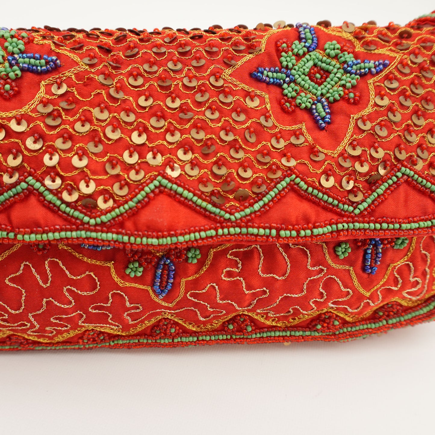 90s-beaded-sequins-petite-shoulder-purse-art-evening-clutch-vintage-hand-beaded-baguette-bag-8.jpg