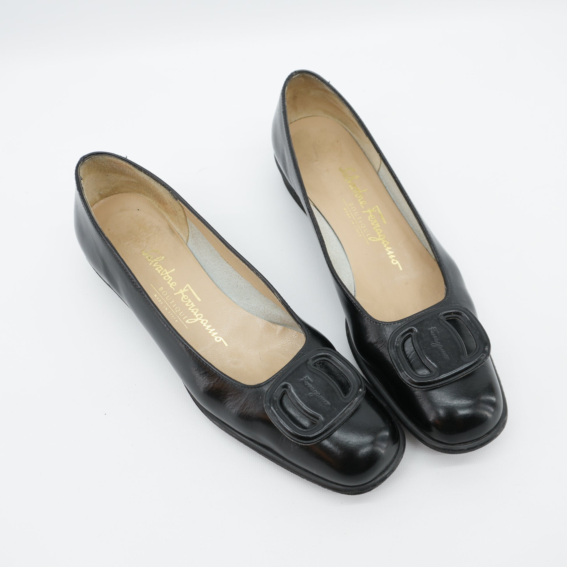 blackferragamoballetflats-4.jpg