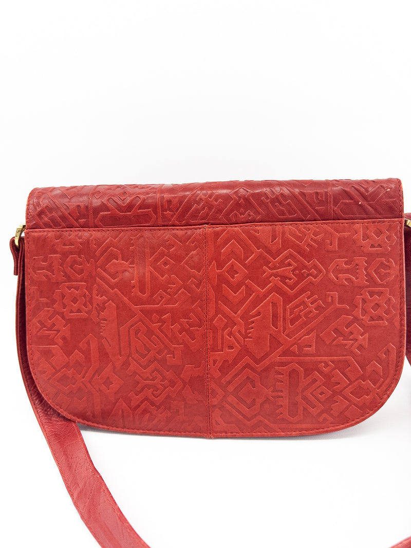 red-leather-shoulder-bag-with-geometric-pattern-5.jpg
