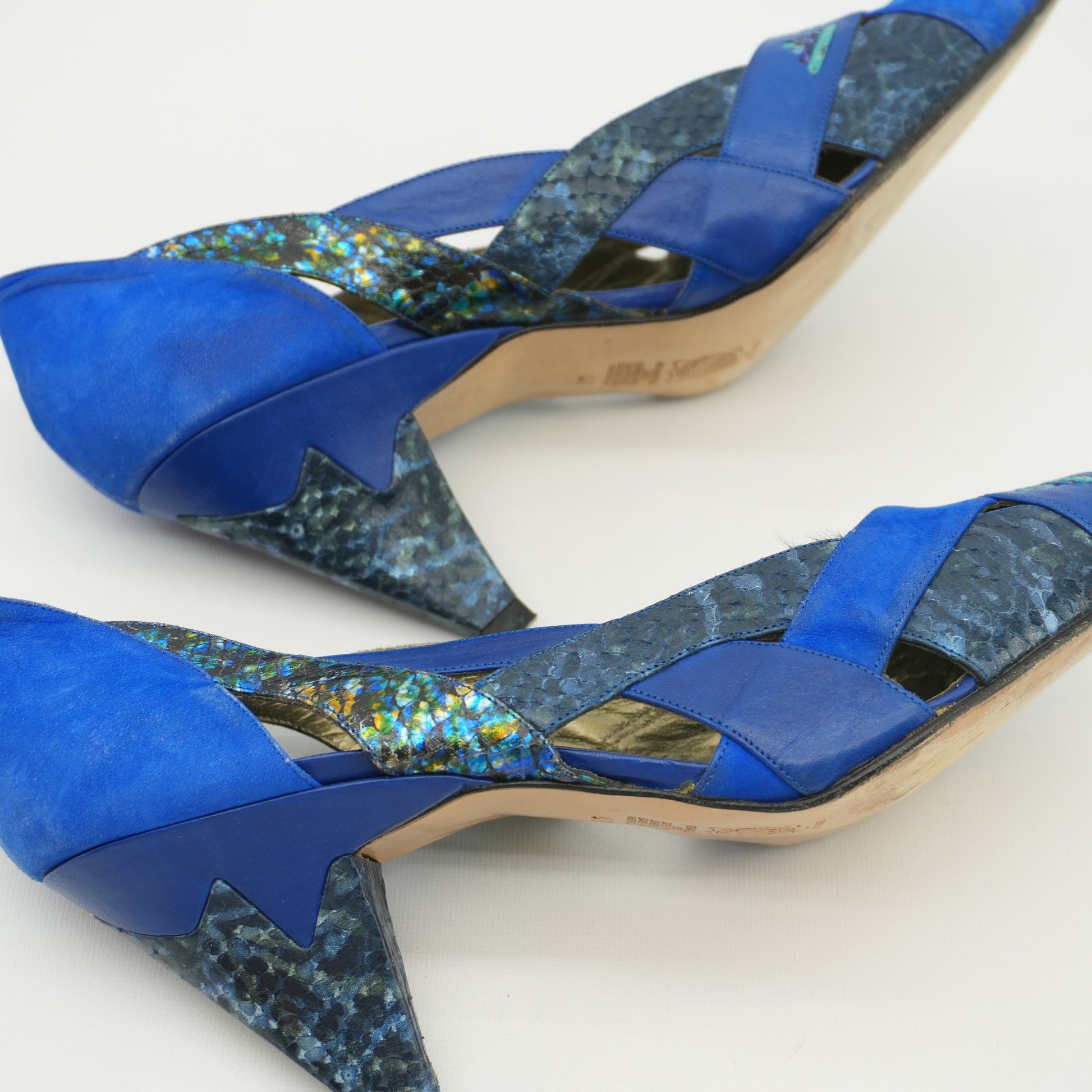 electricbluevintageartheelssize9snakepythoncutoutavantgarde80smadeinitalyheels-13.jpg