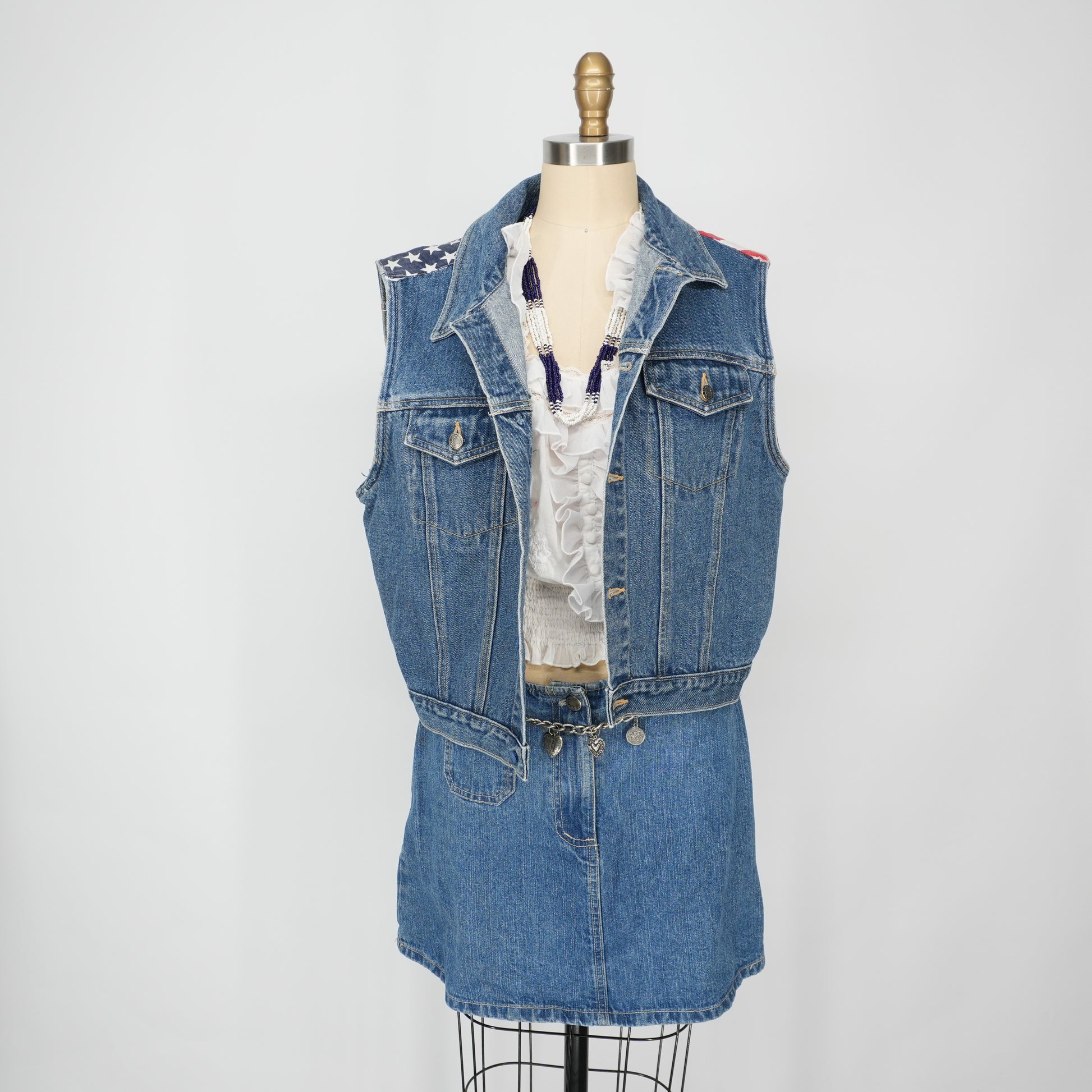 this-is-a-vintage-1980s-90s-de-6.jpg