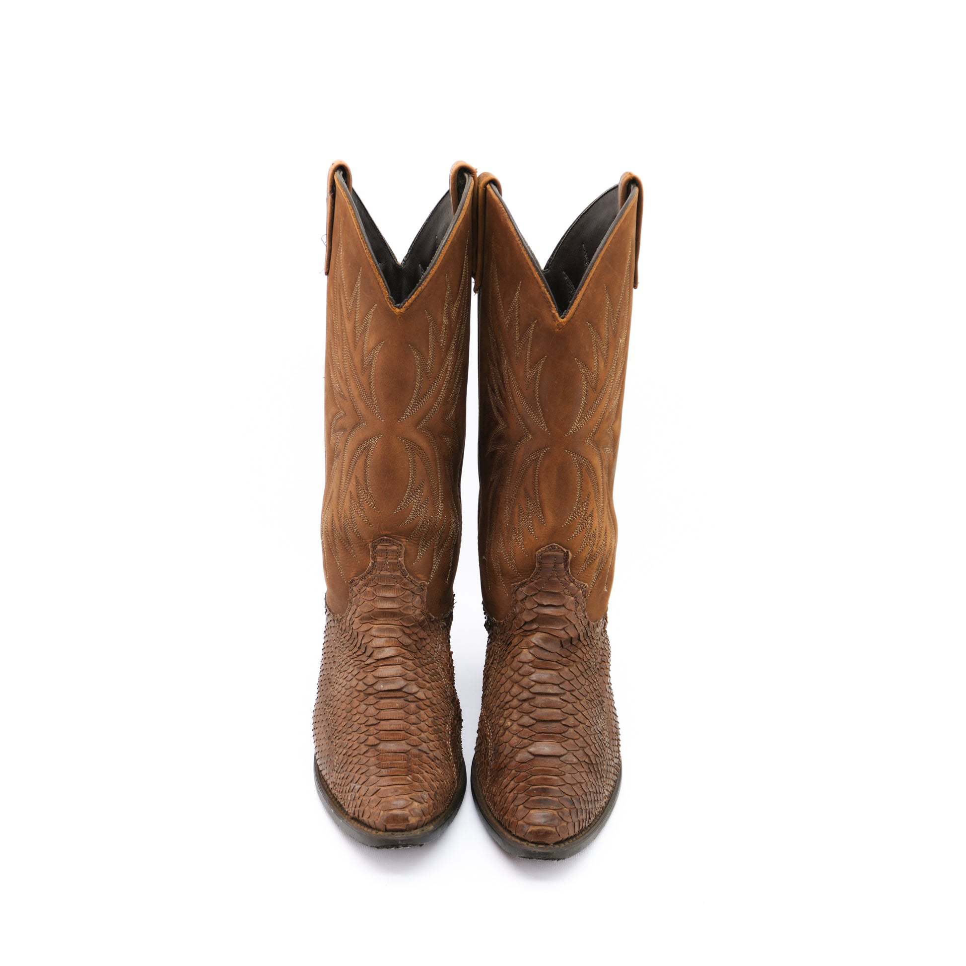 browncowboybootswithembossing-2.jpg
