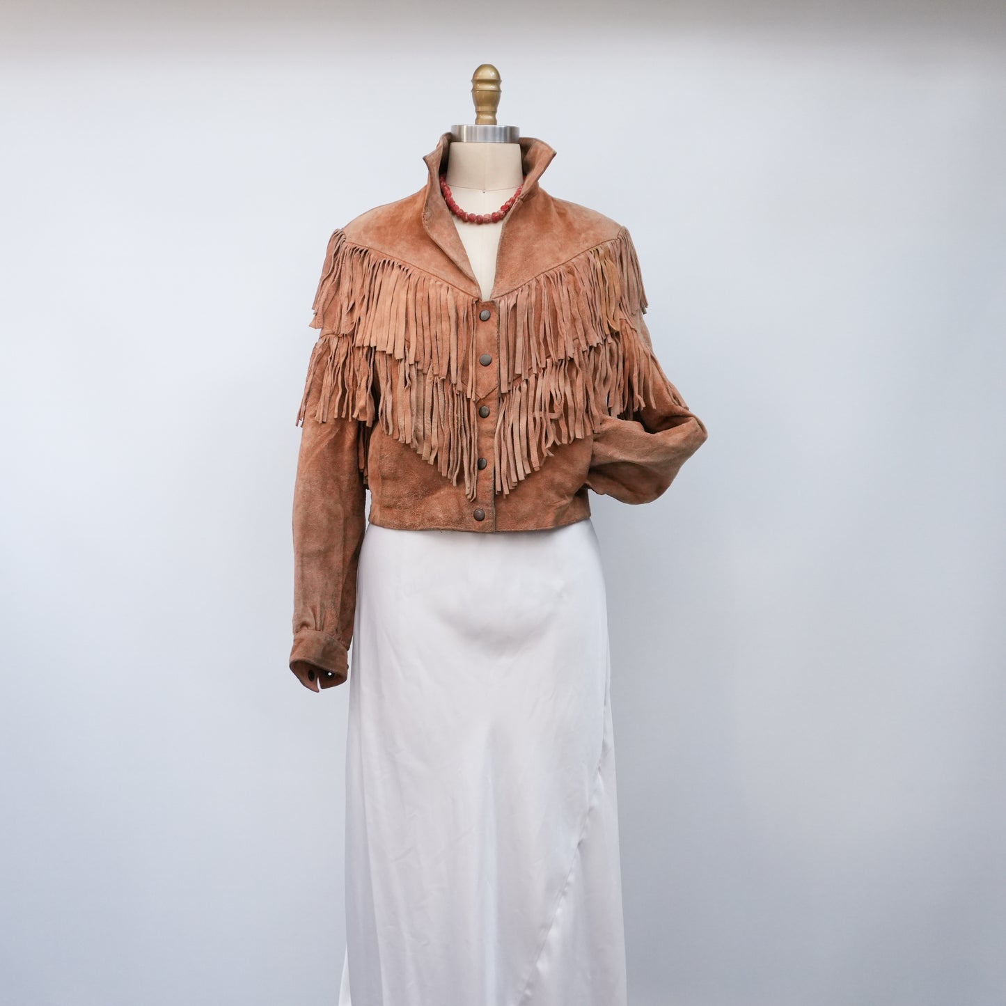 suede-fringe-jacket-western-style-brown-4.jpg