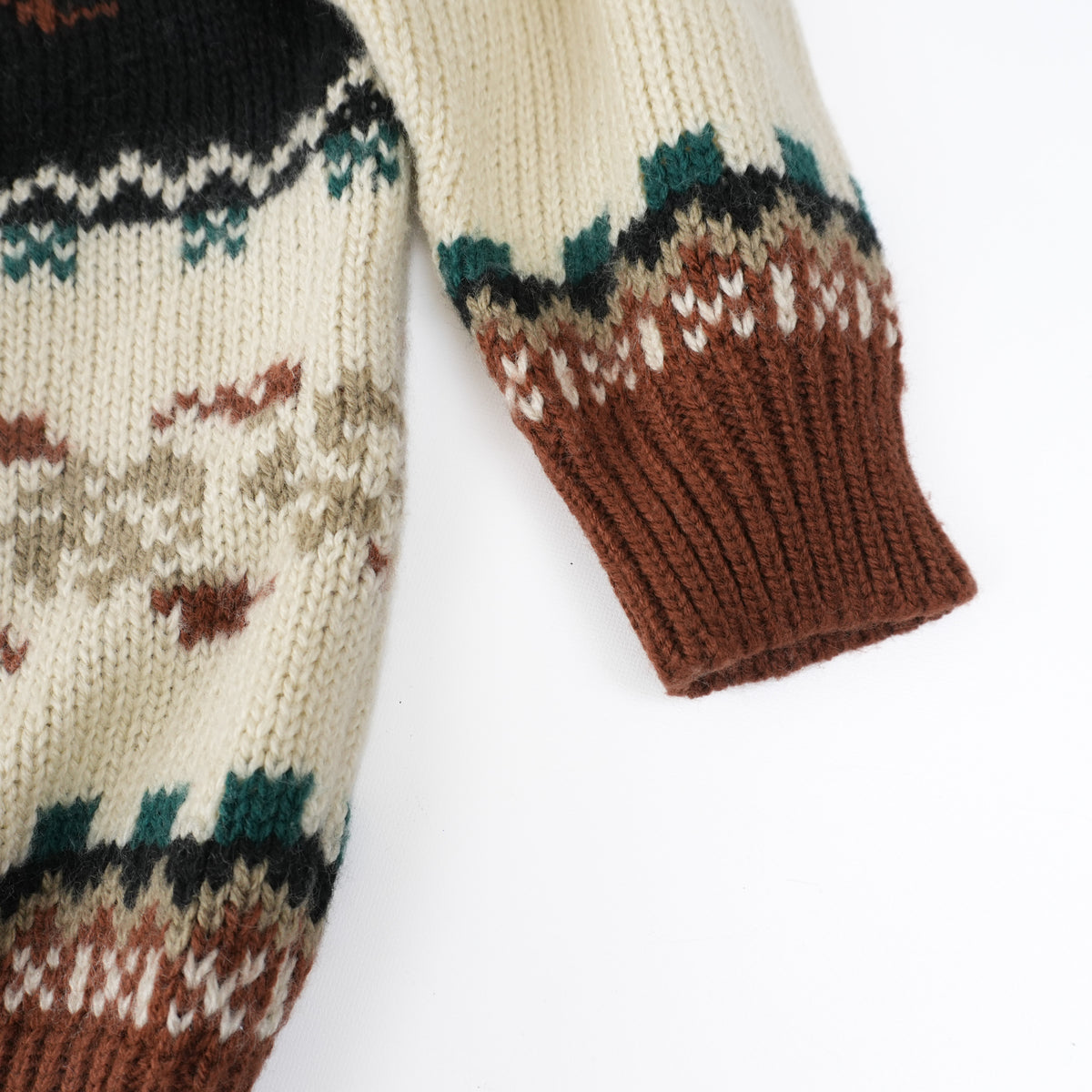 vintagegrandpasweaterfairisleunisexcabinsweater-8.jpg