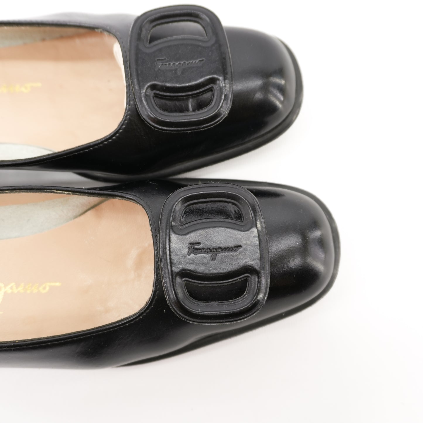 blackferragamoballetflats-5.jpg