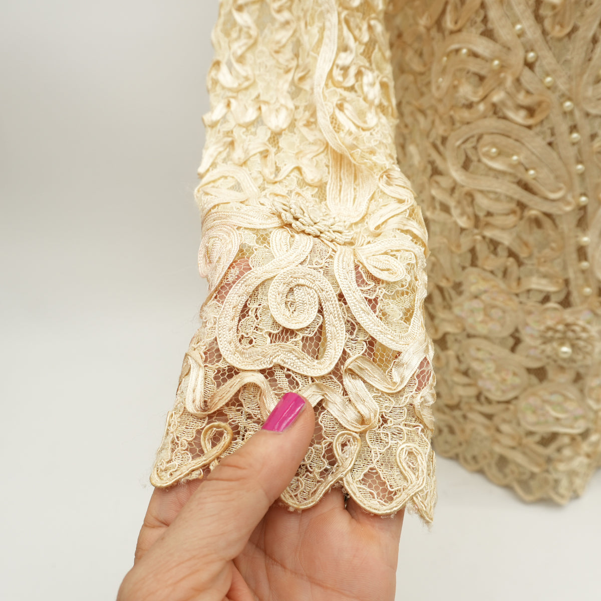 vintagelacetopribbonsequinsartblousepearlcrochetknitguipurefloralsweater-6.jpg