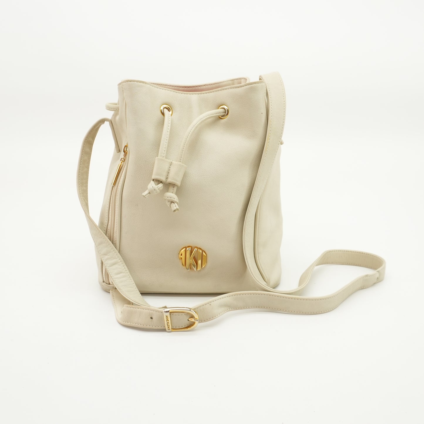 anne-klein-ivory-leather-crossbody-bucket-bag-vintage-80s-purse.jpg