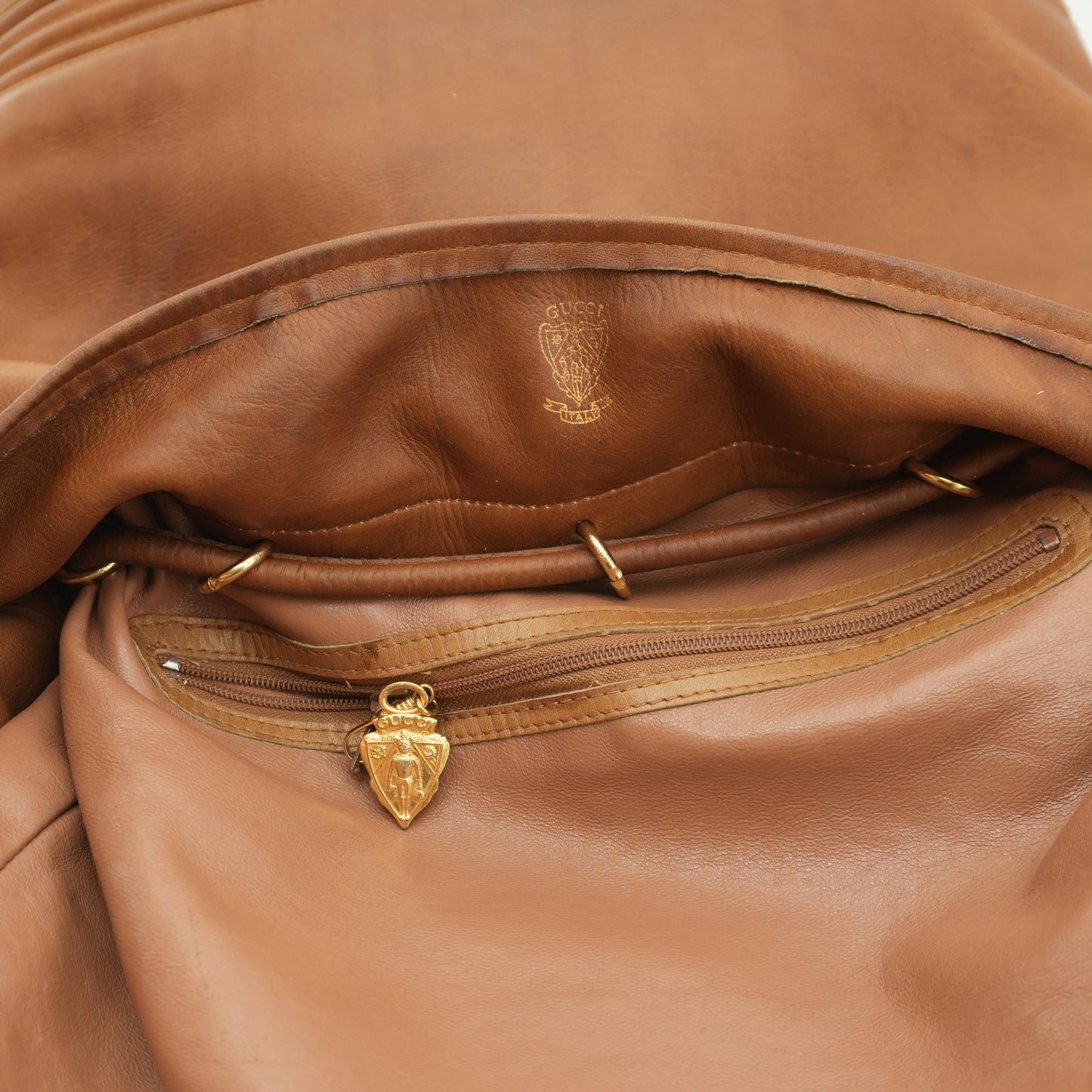 vintageguccihoneybrownbucketbag-3.jpg